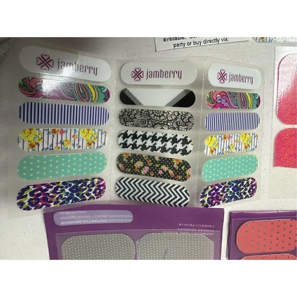 Jamberry Nail Dryer PLUS Jamberry Nail Wraps!